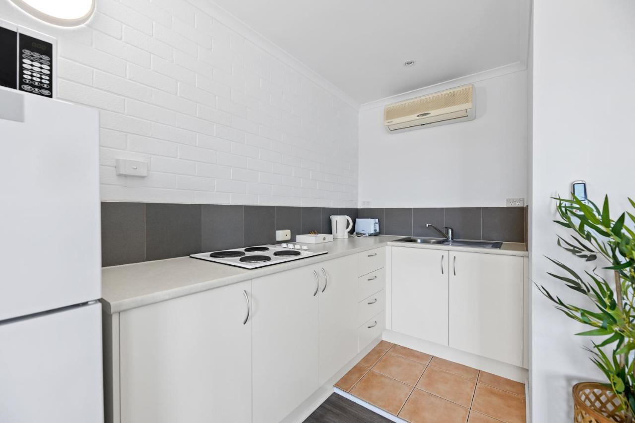 The Harrington Serviced Apartments Нарума Екстериор снимка